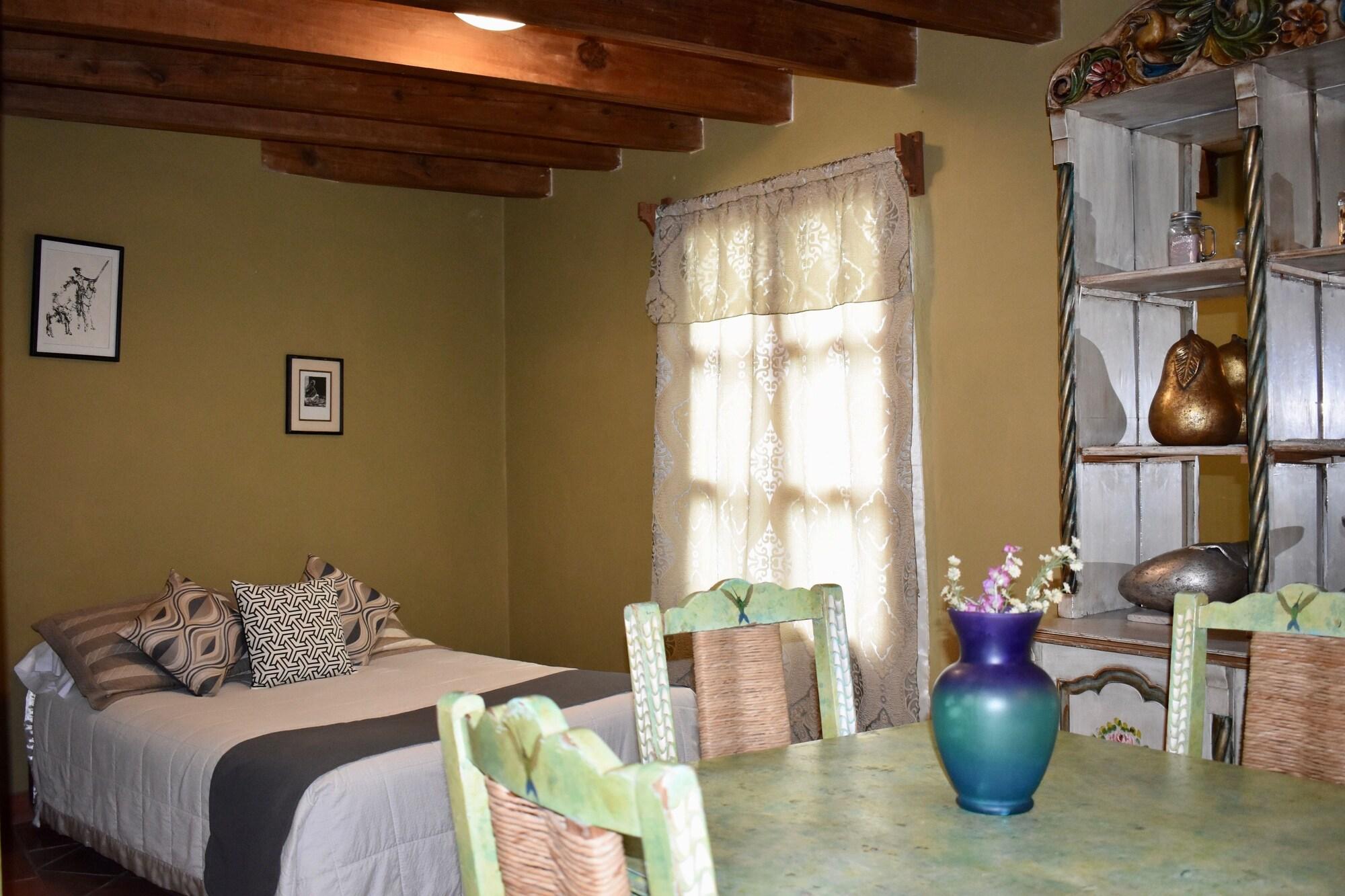 Hotel Ana Catalina And Suites San Miguel de Allende Ngoại thất bức ảnh