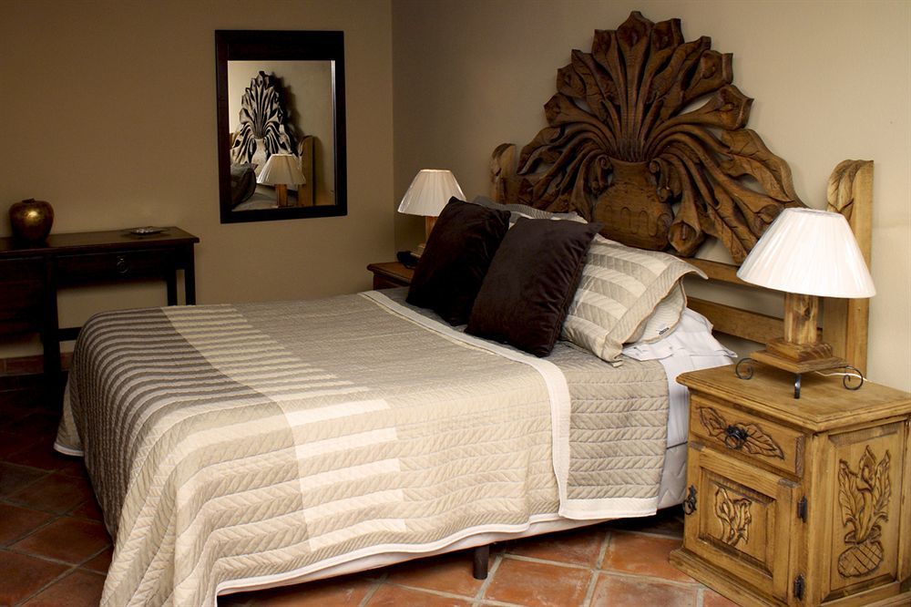Hotel Ana Catalina And Suites San Miguel de Allende Ngoại thất bức ảnh