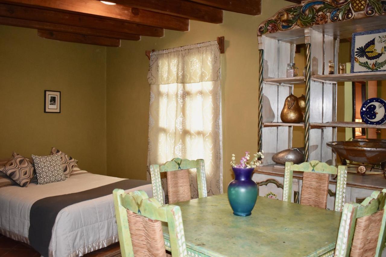 Hotel Ana Catalina And Suites San Miguel de Allende Ngoại thất bức ảnh